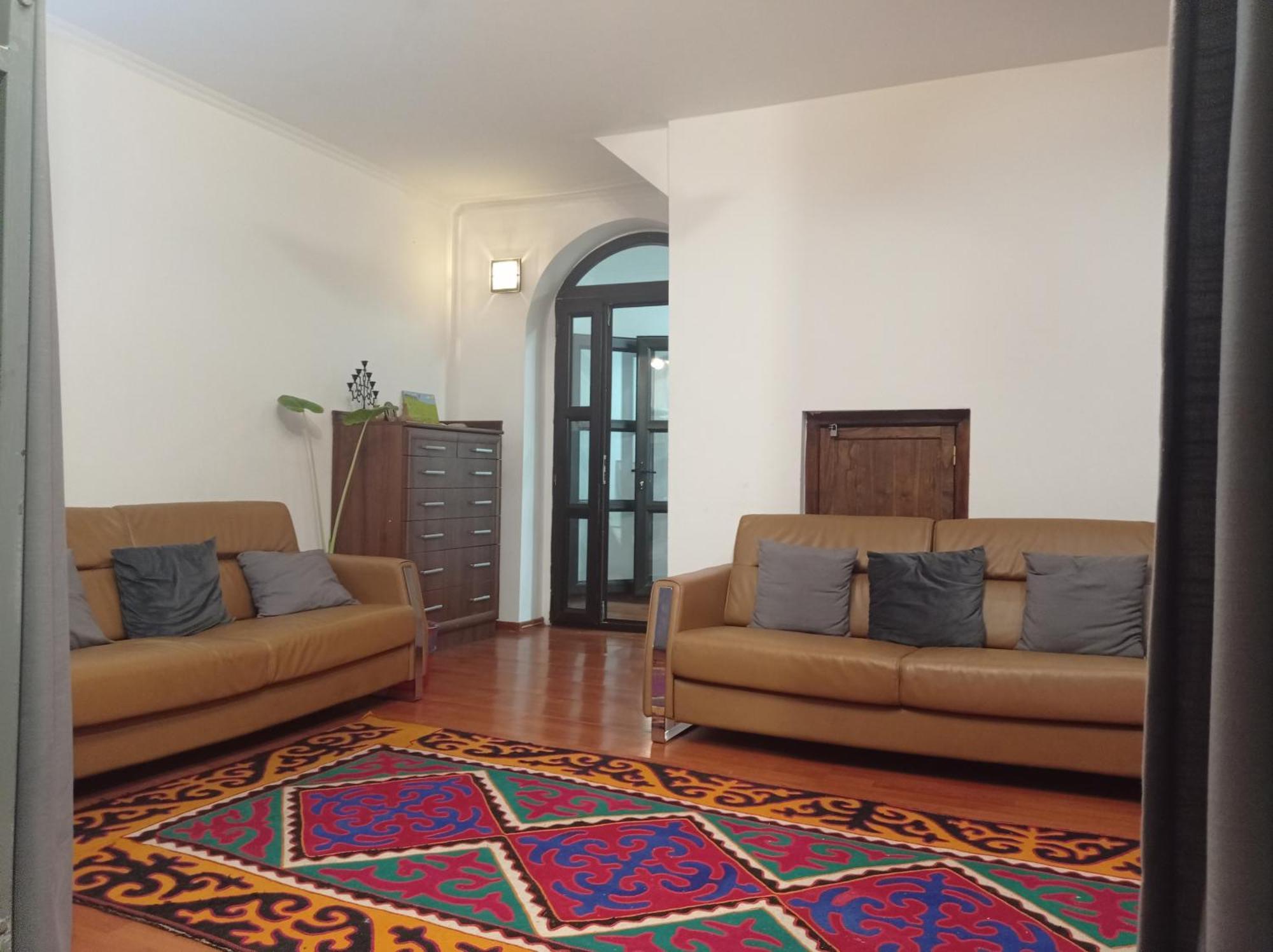 Kgb Home Hostel Bişkek Dış mekan fotoğraf