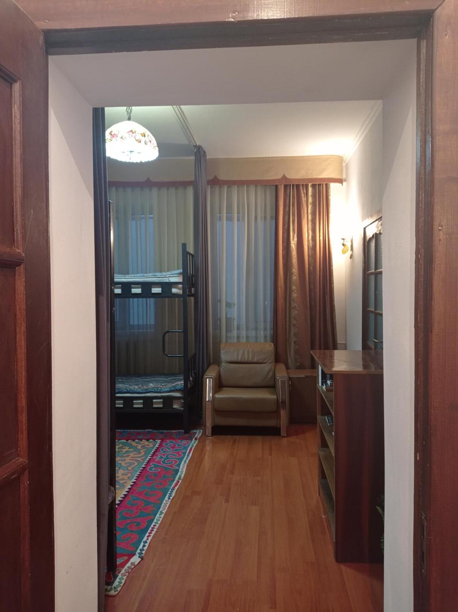 Kgb Home Hostel Bişkek Dış mekan fotoğraf